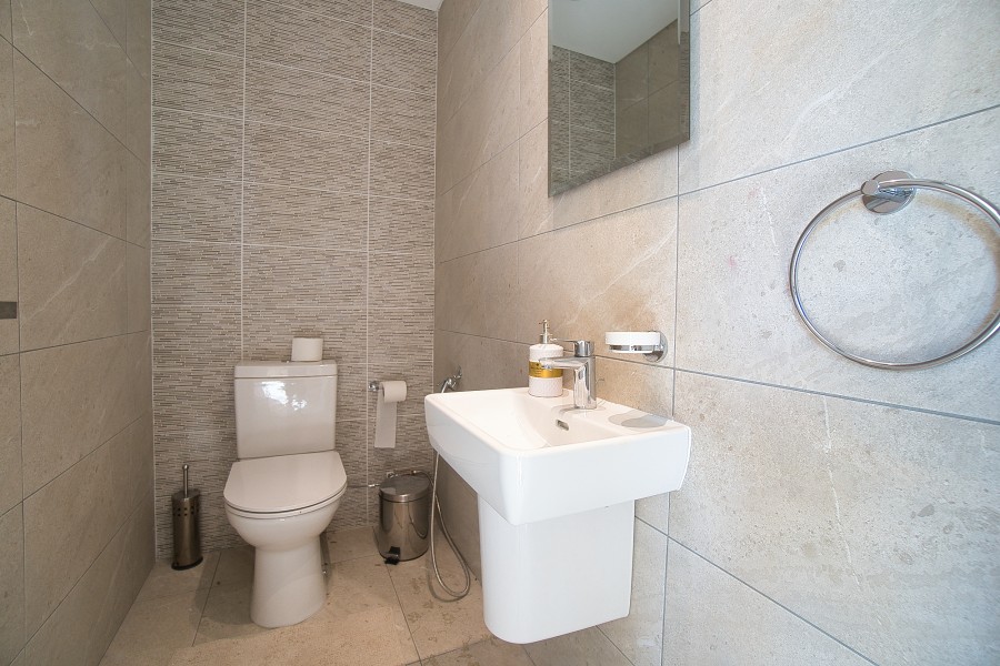 635172-apartment-for-sale-in-mouttagiaka_full