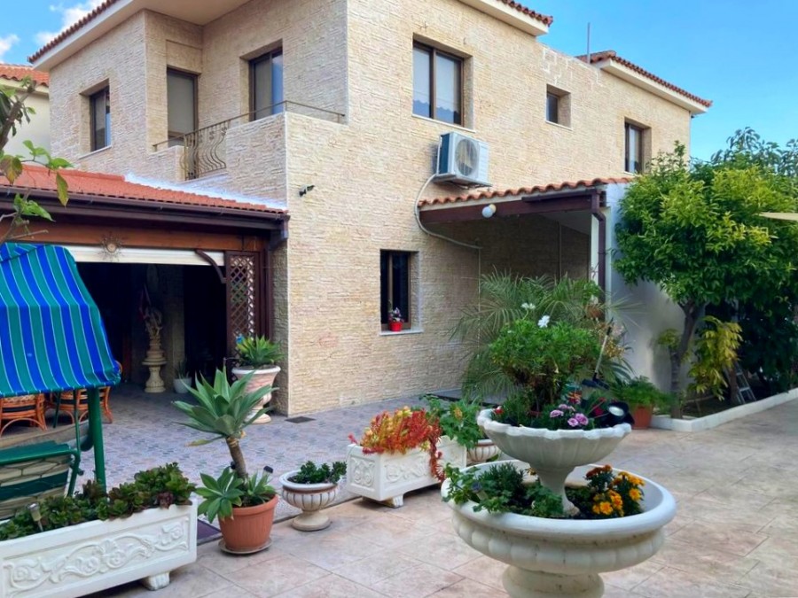 636340-detached-villa-for-sale-in-livadia_full