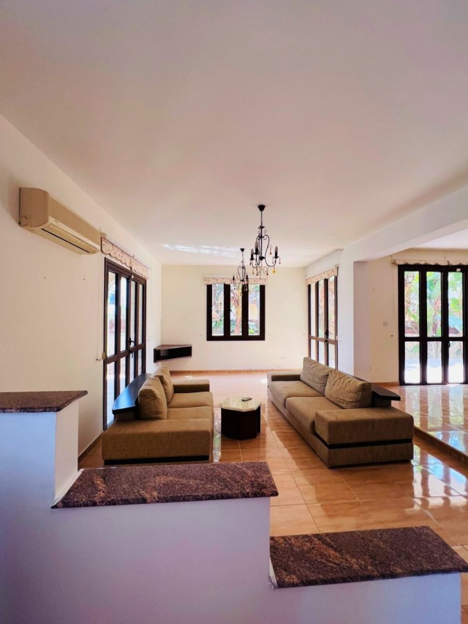 641612-detached-villa-for-sale-in-oroklini_full