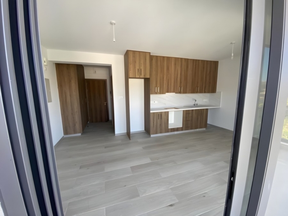 643778 studio for sale in agia fyla full