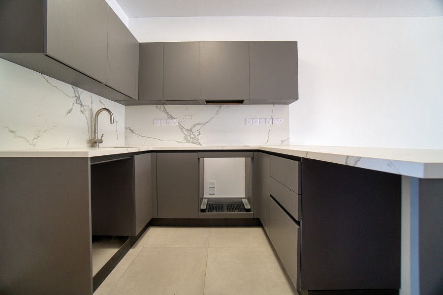 647677-apartment-for-sale-in-limassol_full