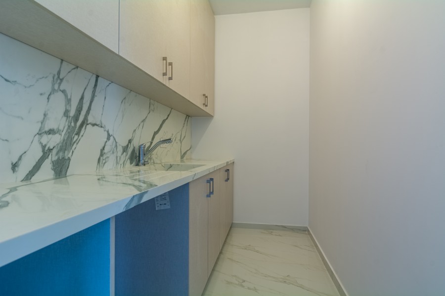 650324-apartment-for-sale-in-paralimni_full