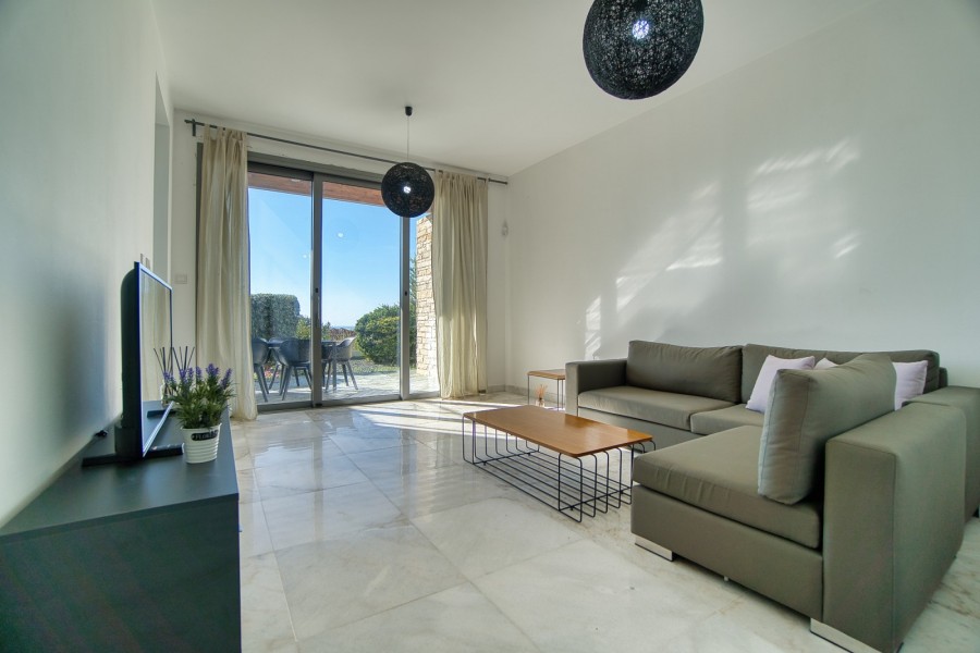 650682-detached-villa-for-rent-in-petridia_full