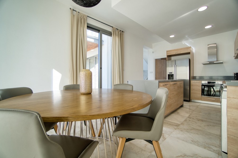 650690-detached-villa-for-rent-in-petridia_full