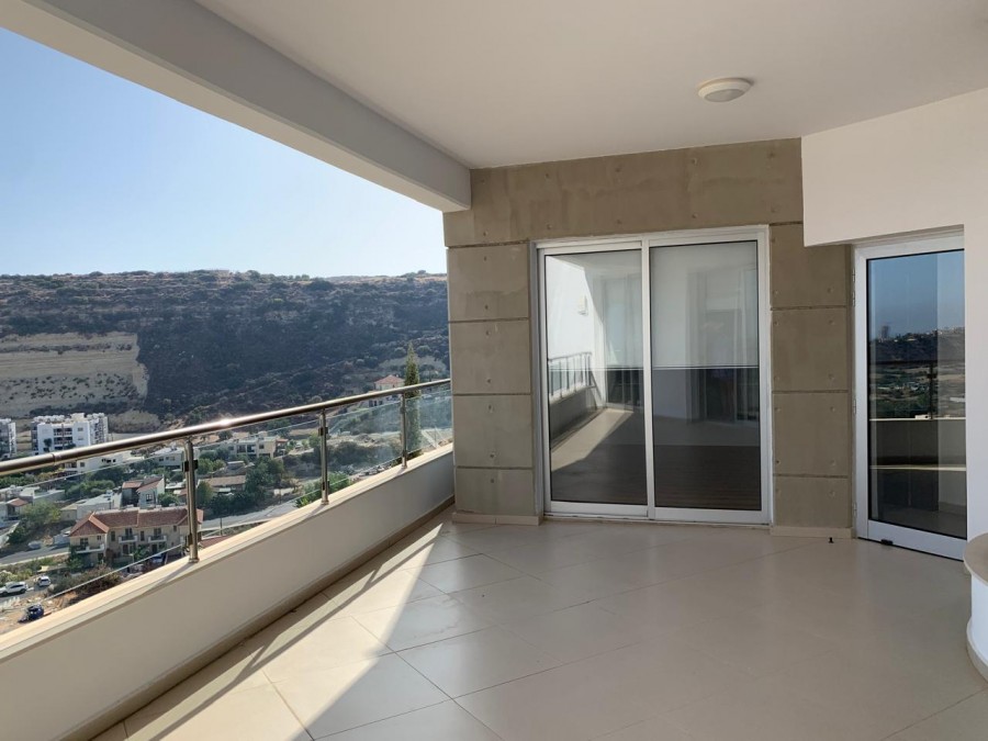 652700-penthouse-for-sale-in-yermasogia_full