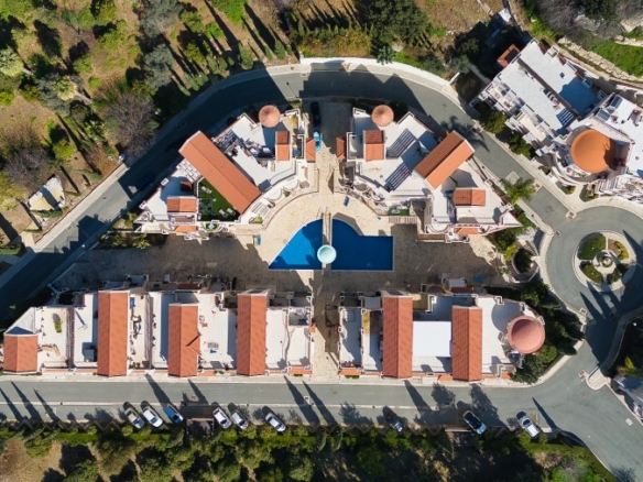 654666 penthouse for sale in kato paphos universal full