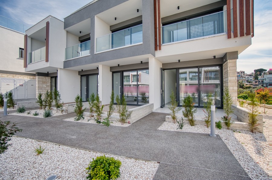 654956-town-house-for-sale-in-chloraka_full