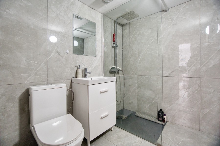 661927-detached-villa-for-sale-in-select-location_full