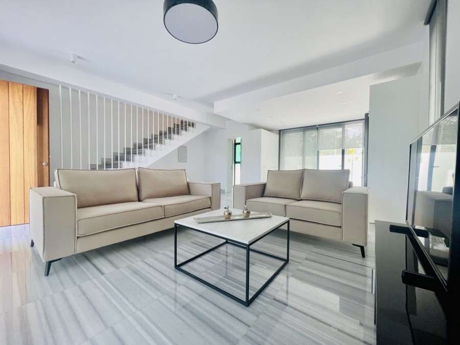 667356-detached-villa-rented-in-empa_full