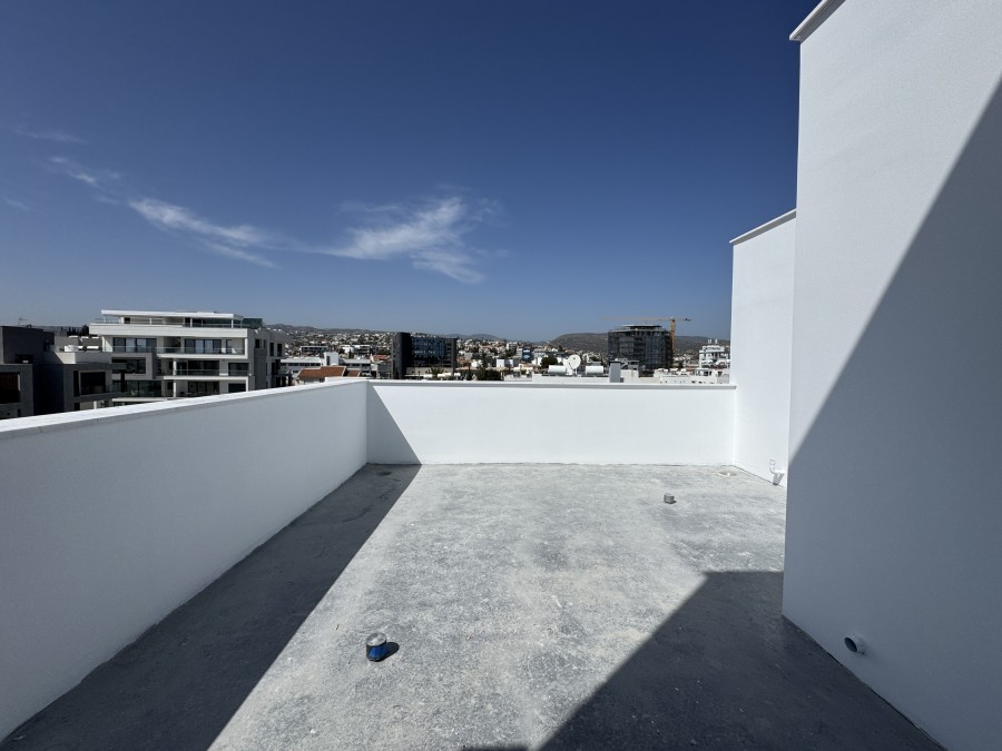 670409-penthouse-for-sale-in-potamos-germasogeias_full