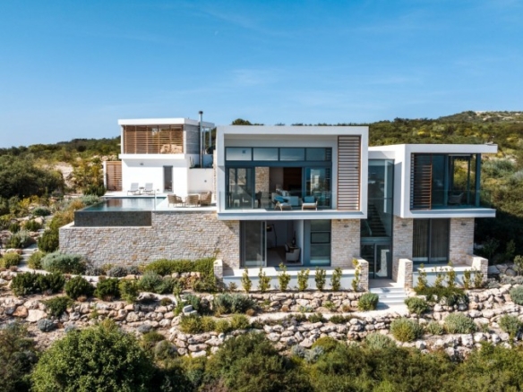 675473 villa in tsada full