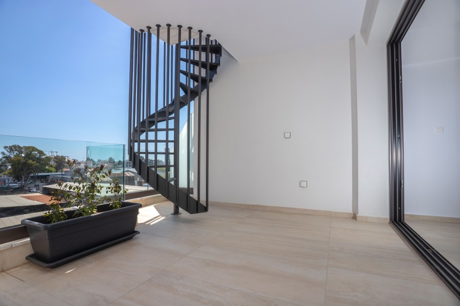 675746-penthouse-for-sale-in-petrou-pavlou_full