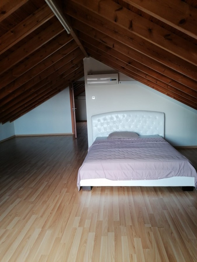 677966-detached-villa-for-sale-in-select-location_full