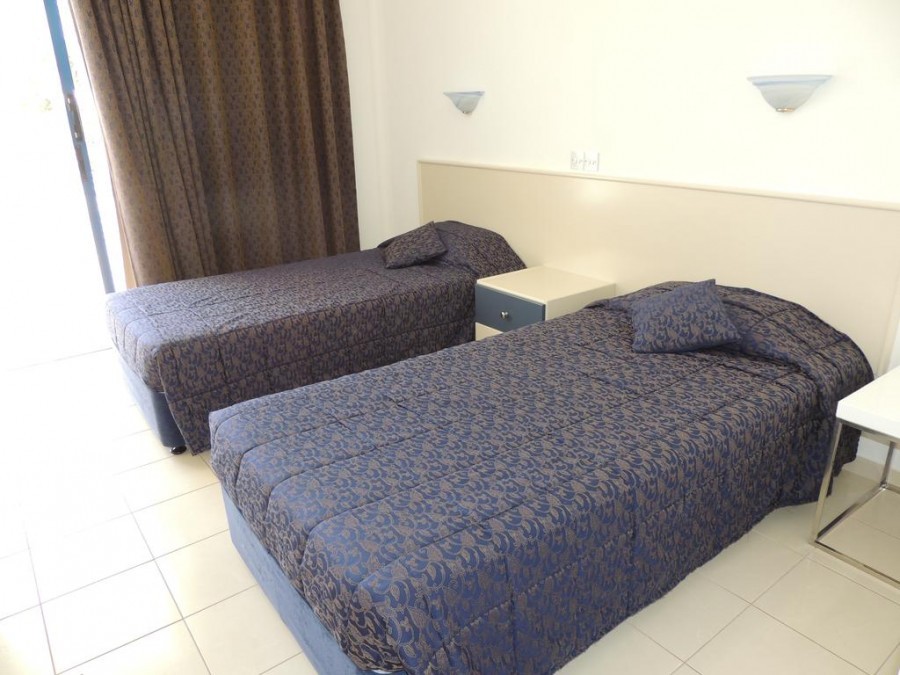 68062-hotel-for-sale-in-pegia-st-george_full