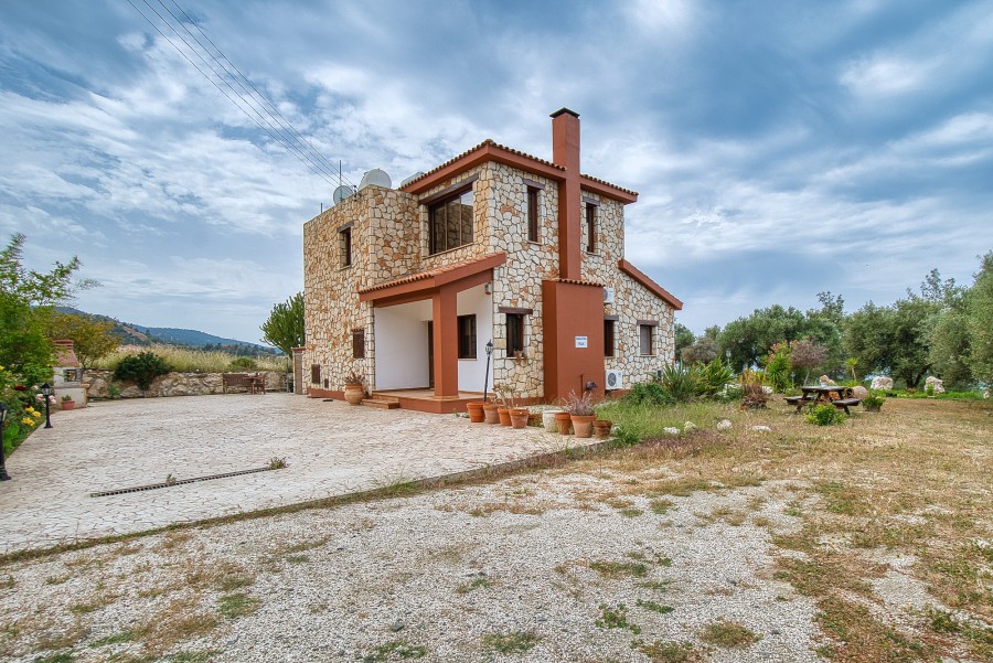 683502-detached-villa-for-sale-in-agia-marina-chrysochous_full