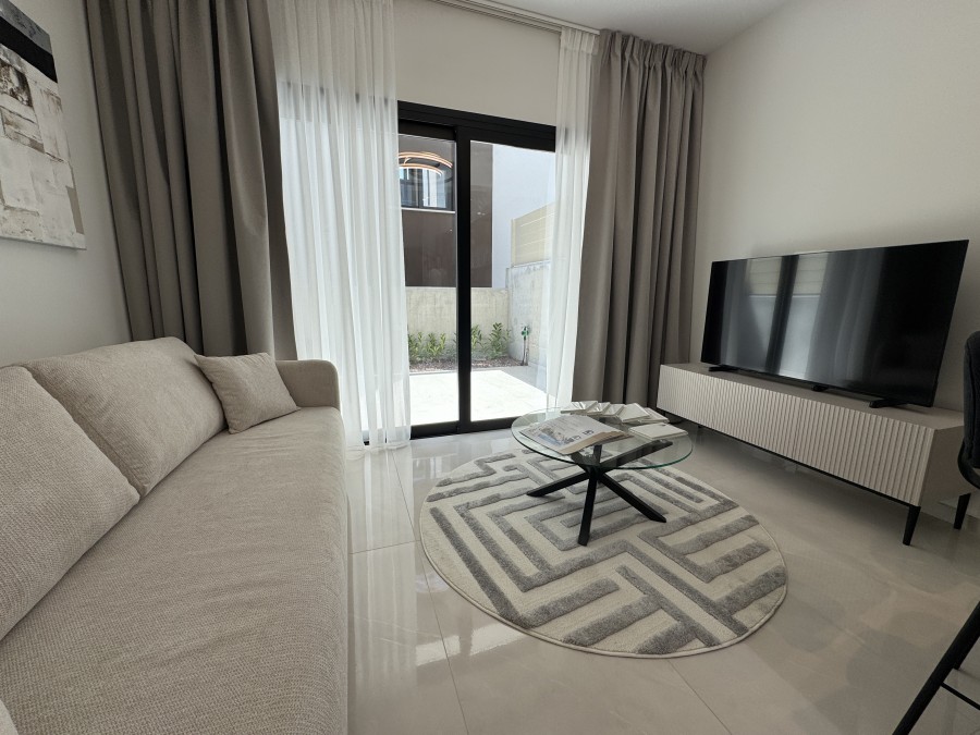 695111-town-house-for-sale-in-parekklisia_full