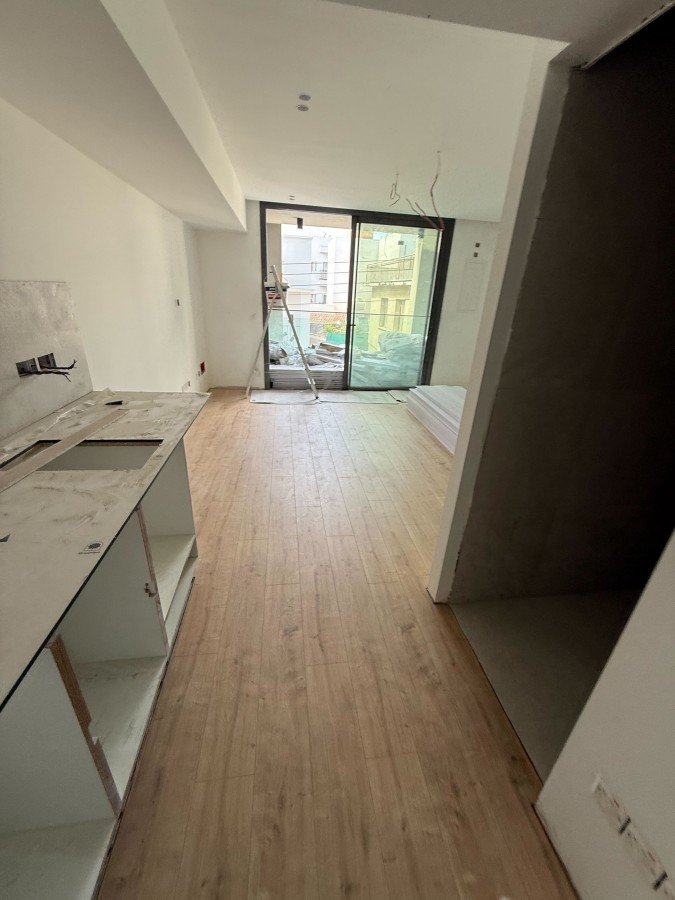 696484-studio-for-sale-in-historical-center_full