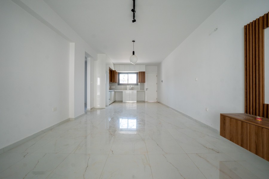 696842-apartment-for-sale-in-paphos-town_full
