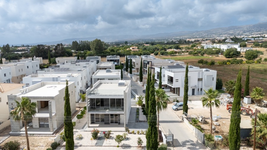 697000-detached-villa-for-sale-in-chloraka_full