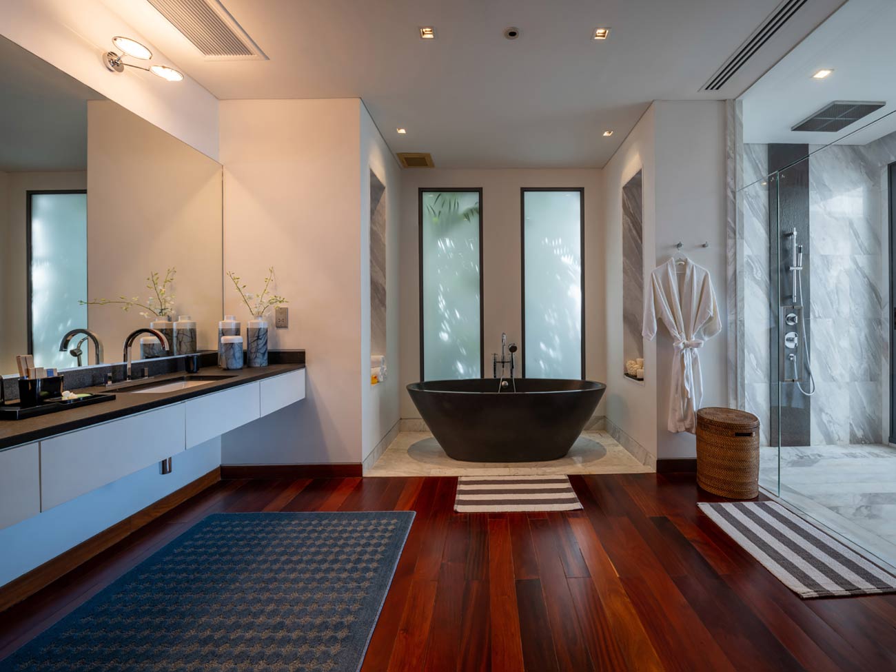 7.-Villa-Chan-Paa-Master-bedroom-ensuite-bathroom