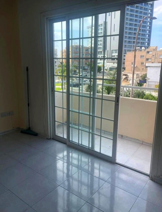 702725-detached-villa-for-sale-in-select-location_full