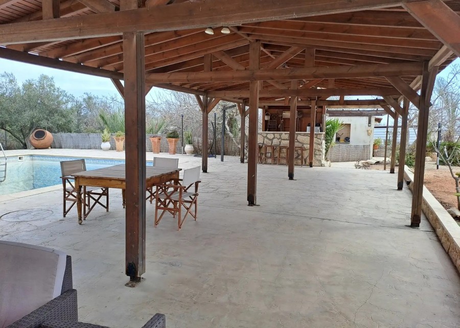 702736-detached-villa-for-sale-in-select-location_full