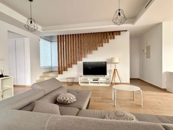 702794 detached villa for sale in select location full