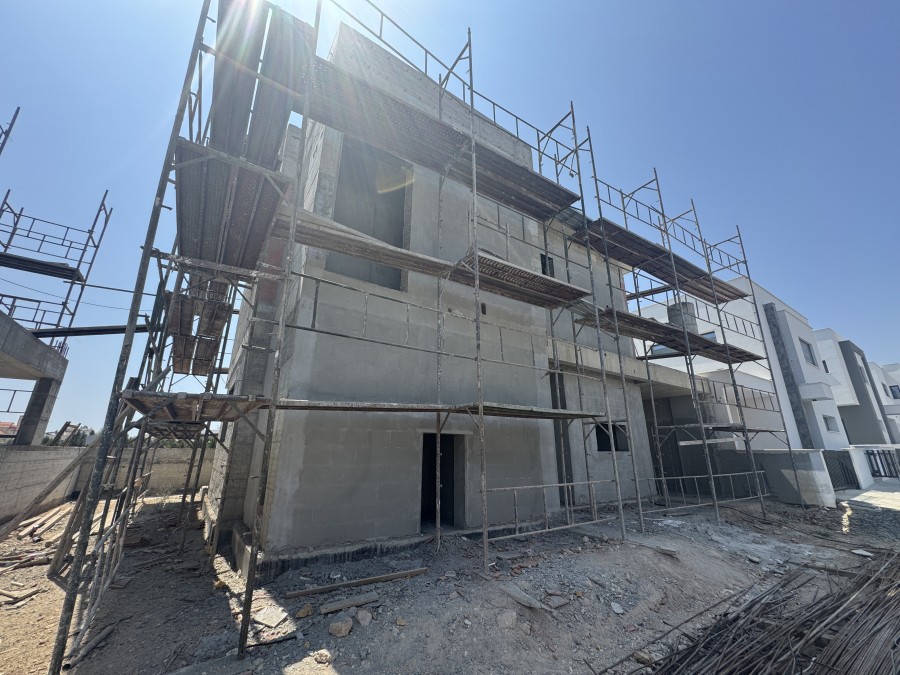 703594-semi-detached-villa-for-sale-in-erimi_full