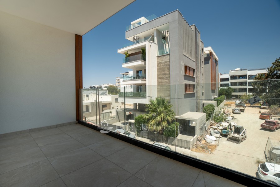 705118-apartment-for-sale-in-potamos-germasogeias_full
