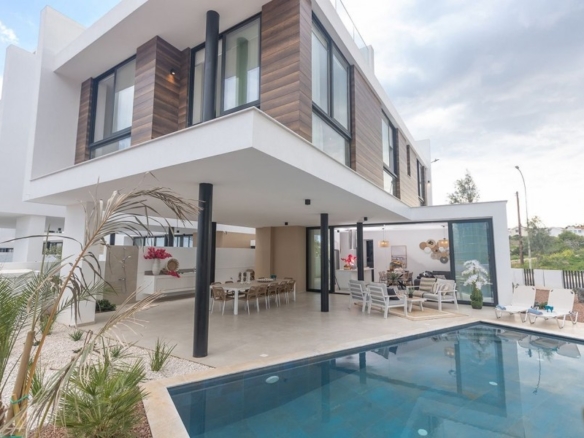 705343 detached villa for sale in pernera full