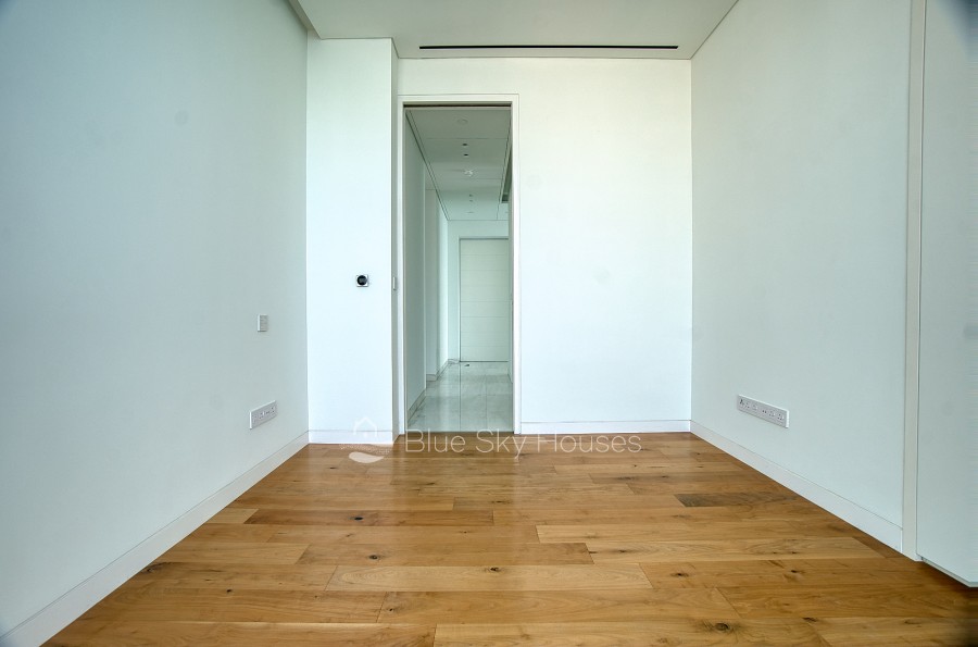 706317-high-rise-apartment-for-sale-in-neapolis_full