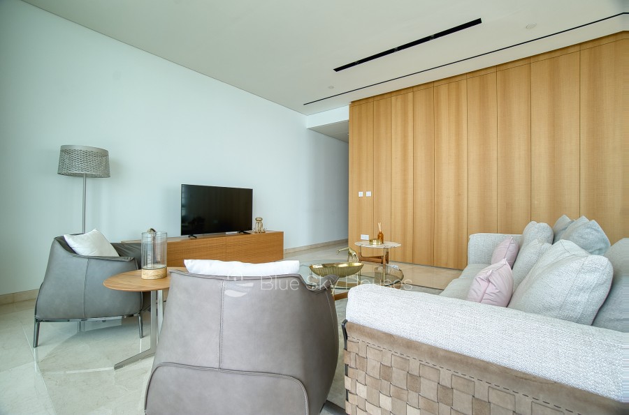 706351-high-rise-apartment-for-sale-in-neapolis_full