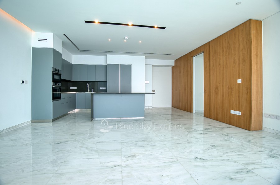 706365-high-rise-apartment-for-sale-in-neapolis_full