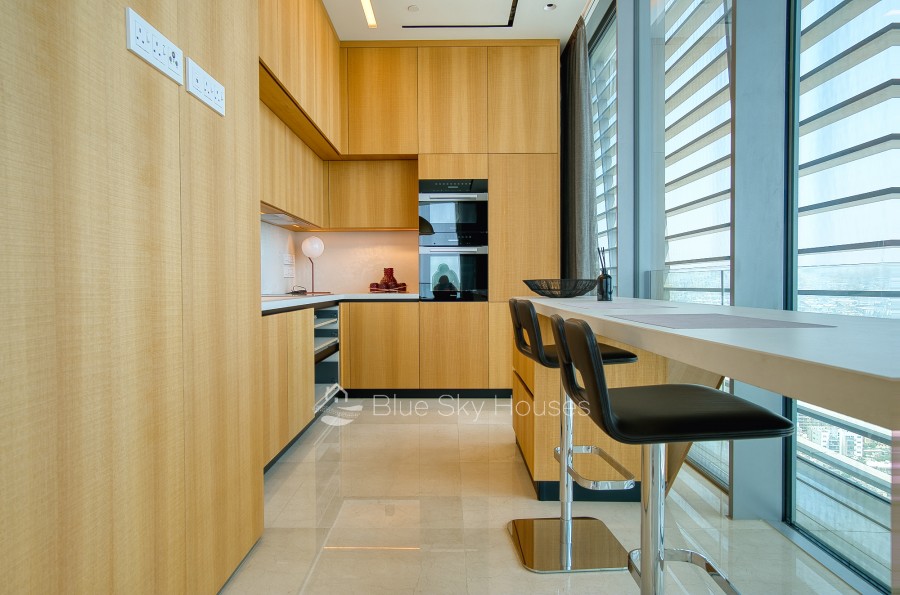 706376-high-rise-apartment-for-sale-in-neapolis_full