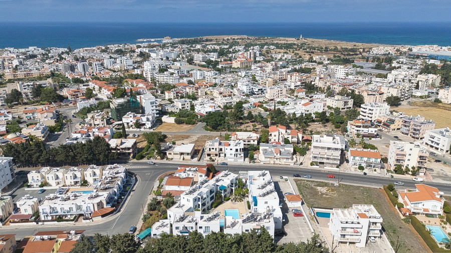 712234-apartment-for-sale-in-kato-paphos-universal_full