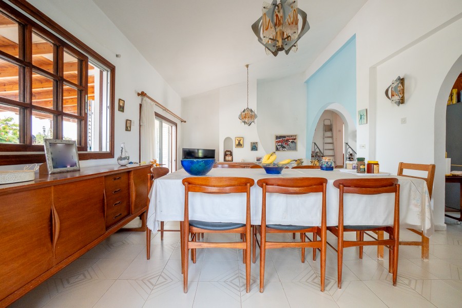 715631-detached-villa-for-sale-in-pegia-coral-bay_full