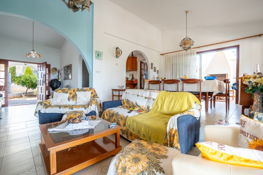 715636-detached-villa-for-sale-in-pegia-coral-bay_full