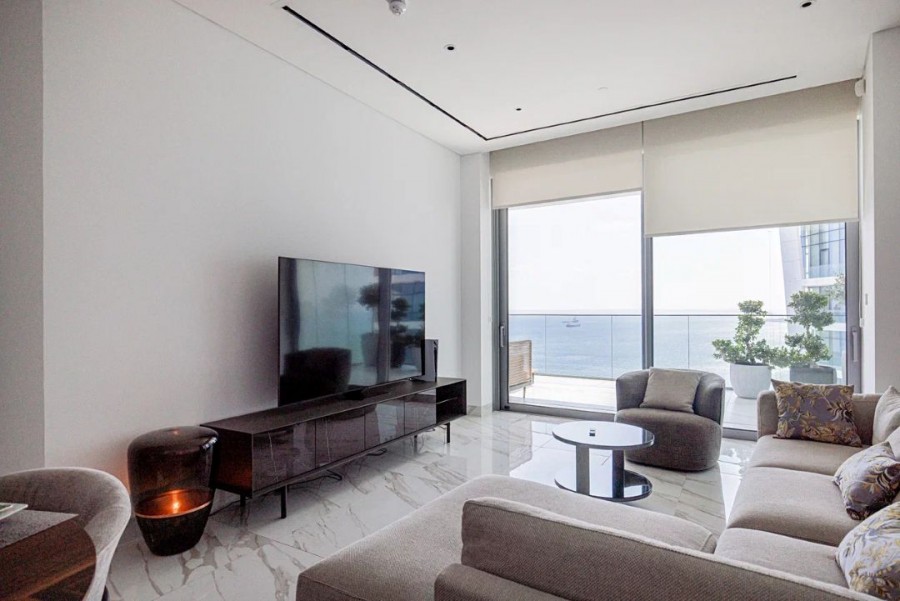 715786-high-rise-apartment-for-sale-in-neapolis_full