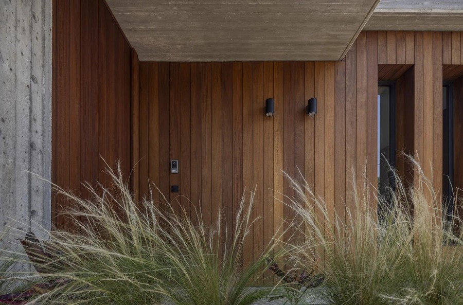 715949-detached-villa-for-sale-in-select-location_full