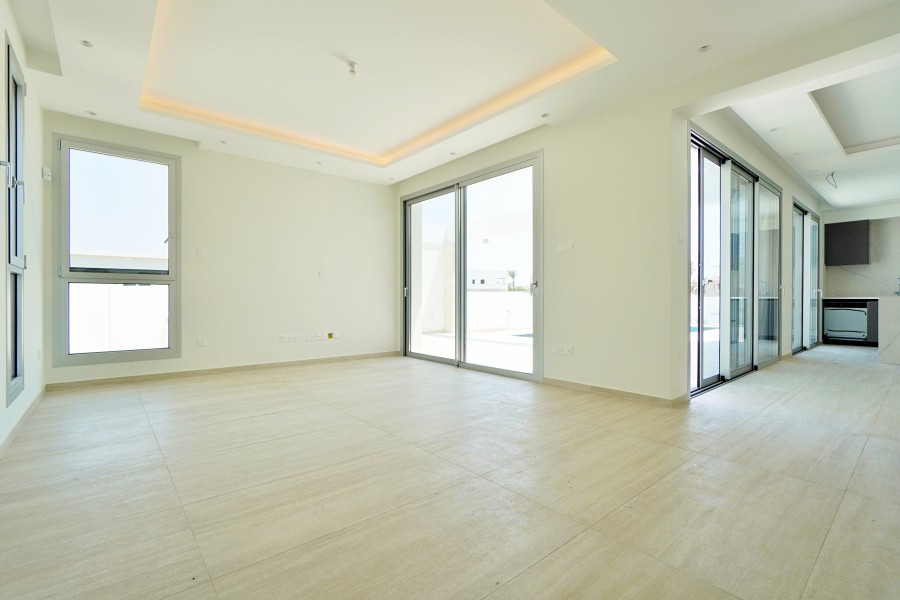 720859-detached-villa-for-sale-in-dhekelia_full