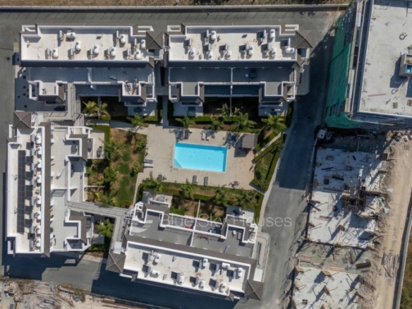 725083 studio for sale in asomatos full