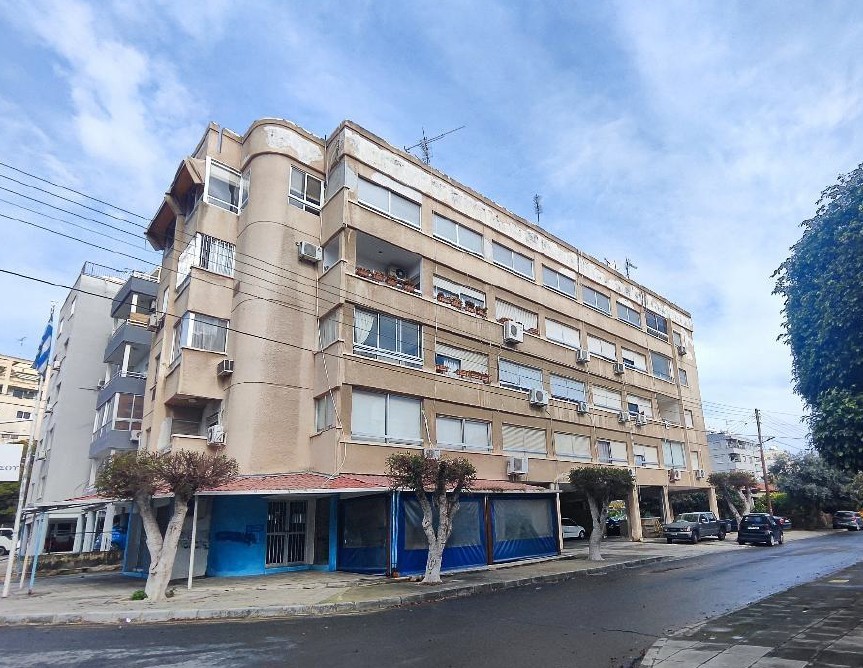 726551-detached-villa-for-sale-in-select-location_full