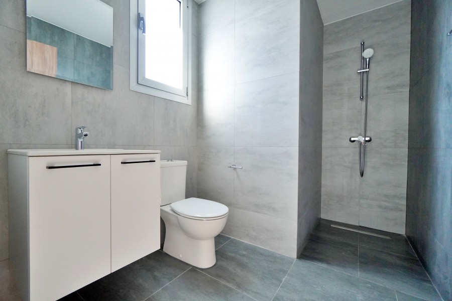 727441-penthouse-for-sale-in-larnaca_full