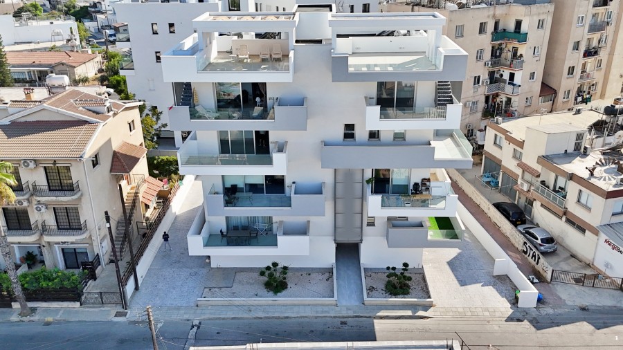 727454-penthouse-for-sale-in-larnaca_full