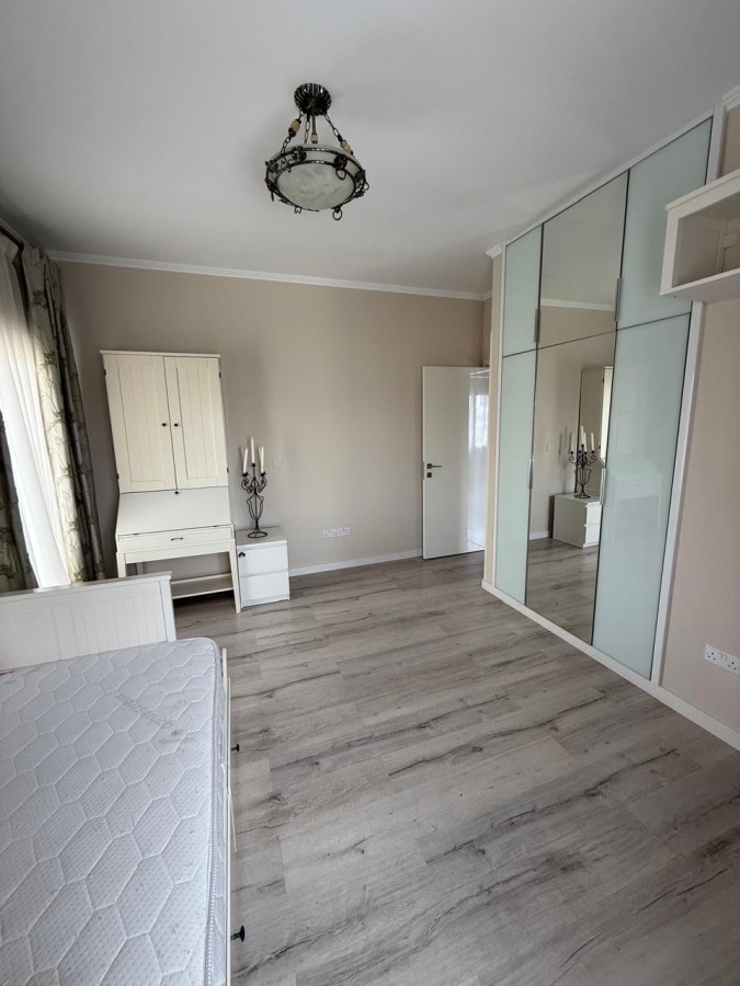 732687-apartment-for-sale-in-neapolis_full