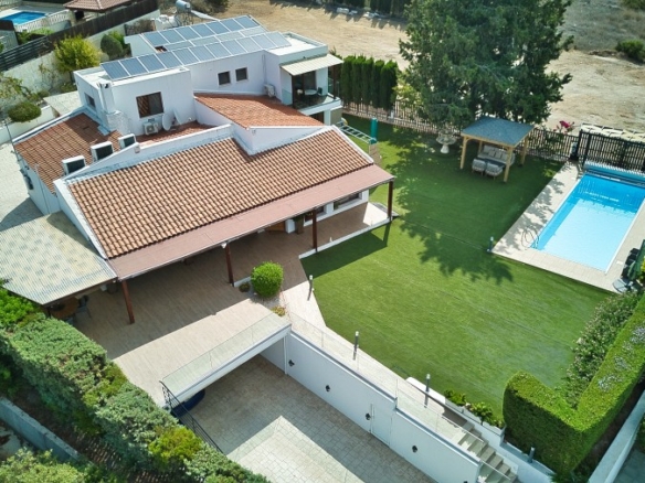 734578 detached villa for sale in tala full