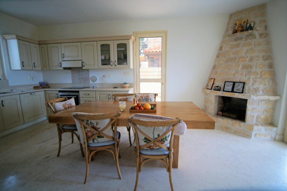 75136-detached-villa-for-sale-in-petridia_full