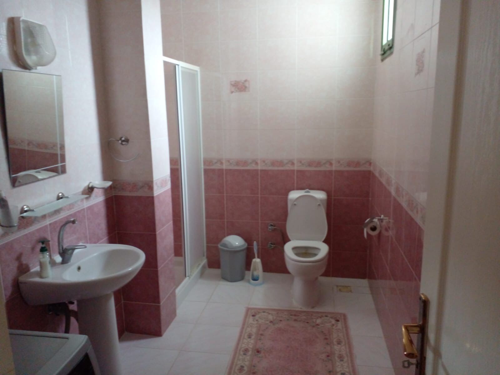 Luxury 3 Bed Villa for Sale in Cesme Modern bathroom with shower and toilet in Cesme villa.