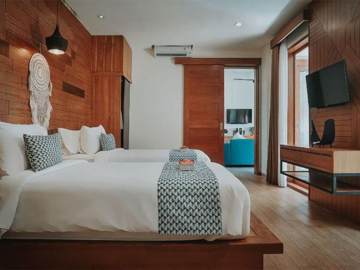 832-HPC1281-SEMINYAK