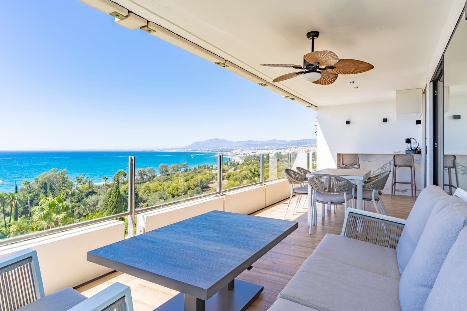 8e37d546-c86c-4b62-8bbb-6bf4768354be